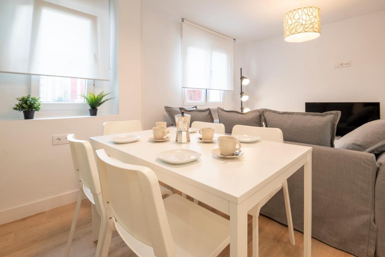 Apartamento Balbin III Gijon Bagian luar foto
