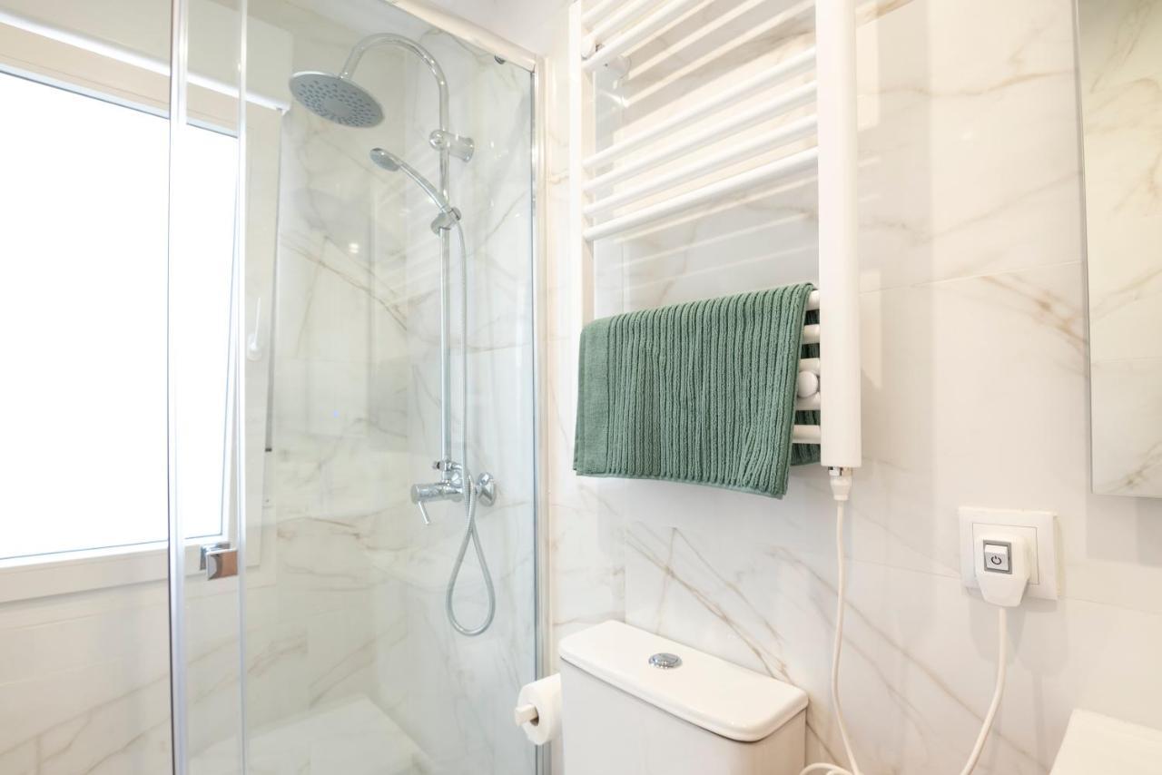 Apartamento Balbin III Gijon Bagian luar foto