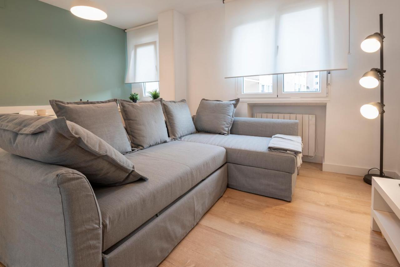 Apartamento Balbin III Gijon Bagian luar foto