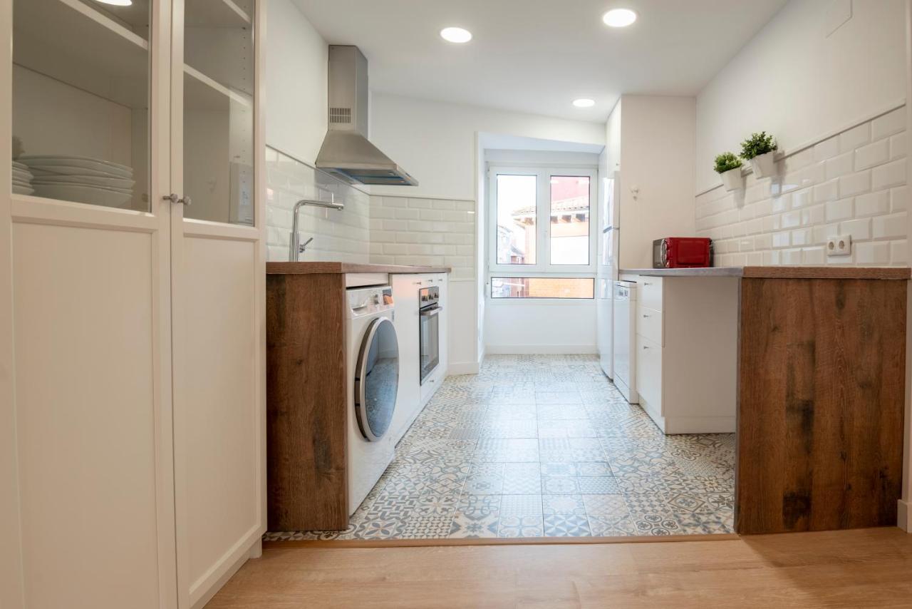 Apartamento Balbin III Gijon Bagian luar foto